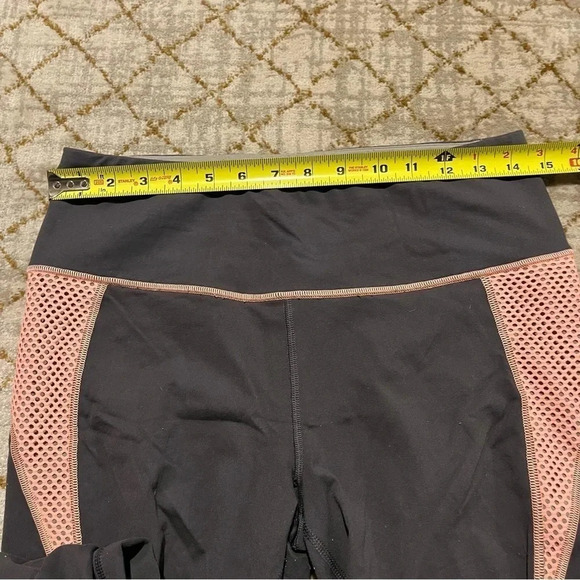 VSX Victoria’s Secret Sport Knockout Tight Grey Pink Size M Pocket - Picture 9 of 10